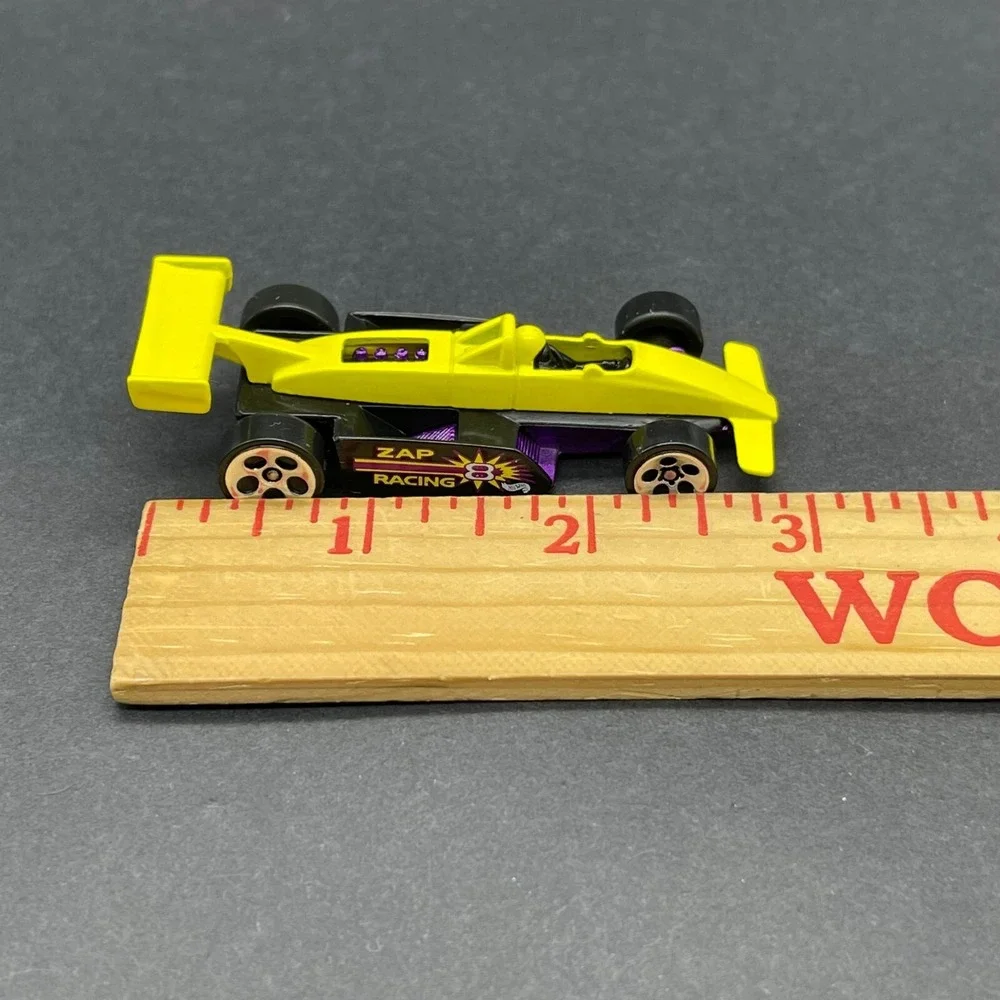Hot Wheels #8 Zap Racing Indy‎ Race Car Yellow/Black Diecast 1/64 Scale Loose